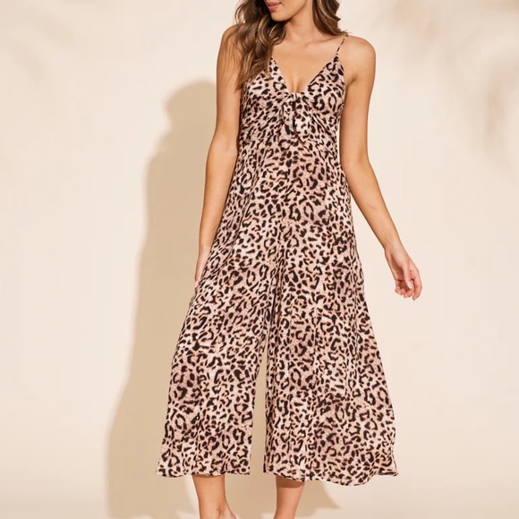 EB&IVE Savannah Leopard Print Tie Front Wide Leg Jumpsuit NWT - Picture 3 of 16